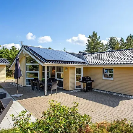 Tammes - 1km From The Sea By Interhome *