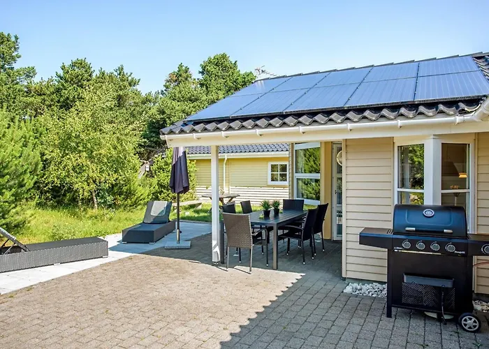 Tammes - 1km From The Sea By Interhome