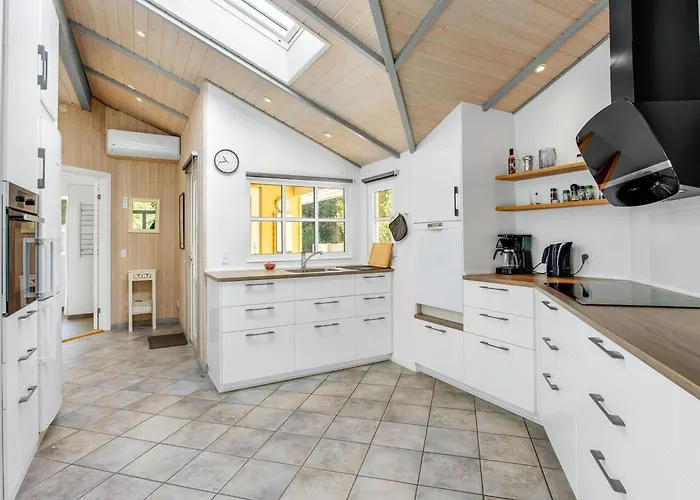 Tammes - 1km From The Sea By Interhome